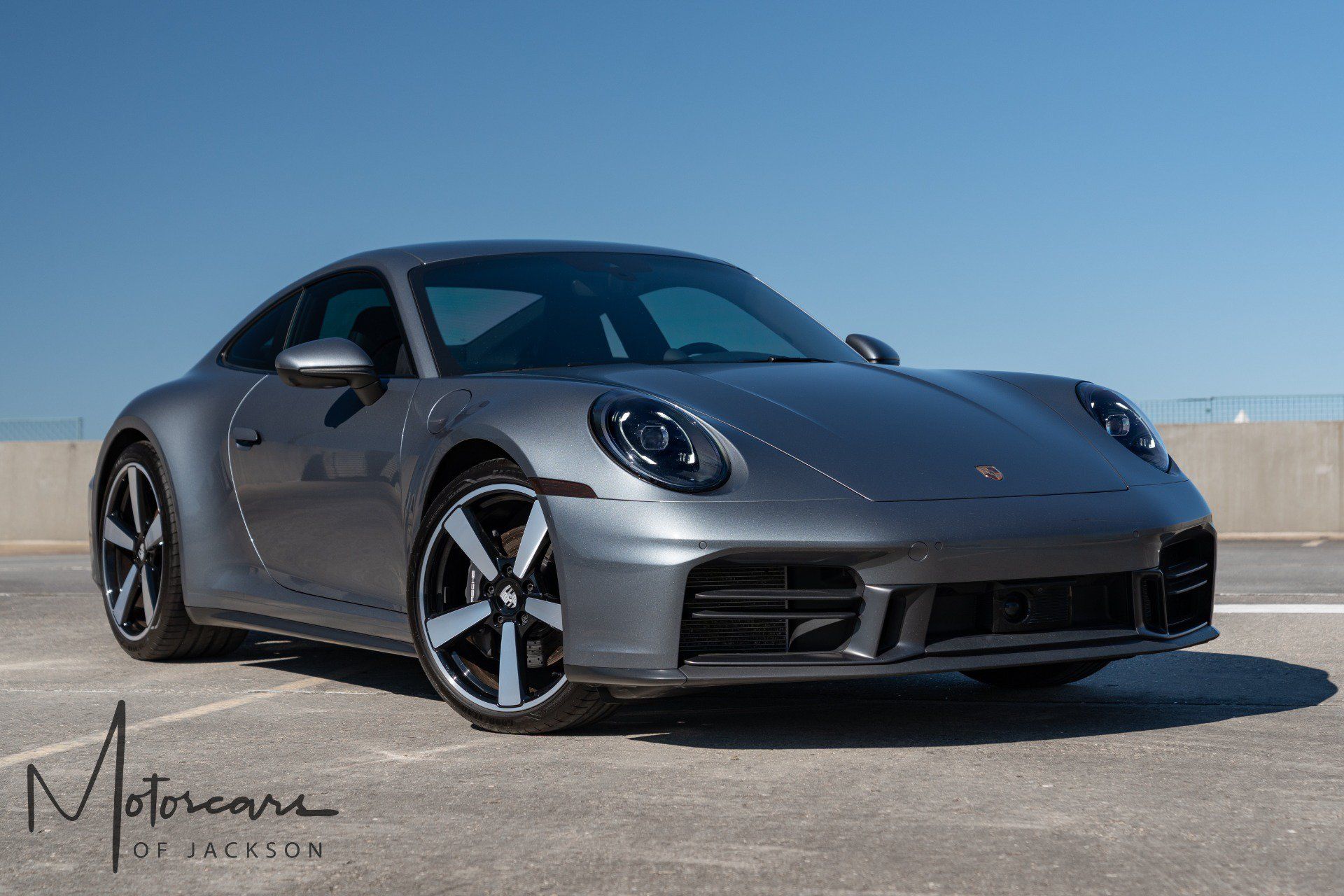 Used 2025 Porsche 911 Carrera RWD image 2