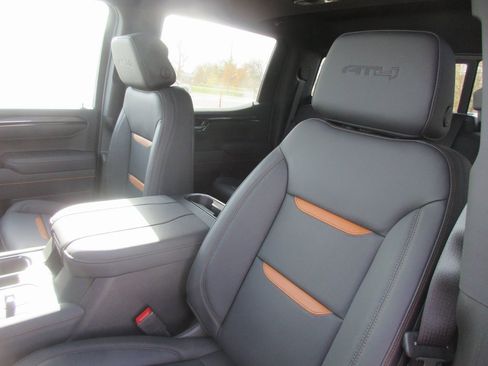 New 2026 GMC Sierra 1500 AT4 w/ AT4 Premium Package image 14