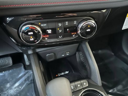 New 2026 Chevrolet TrailBlazer RS w/ Convenience Package FWD image 24