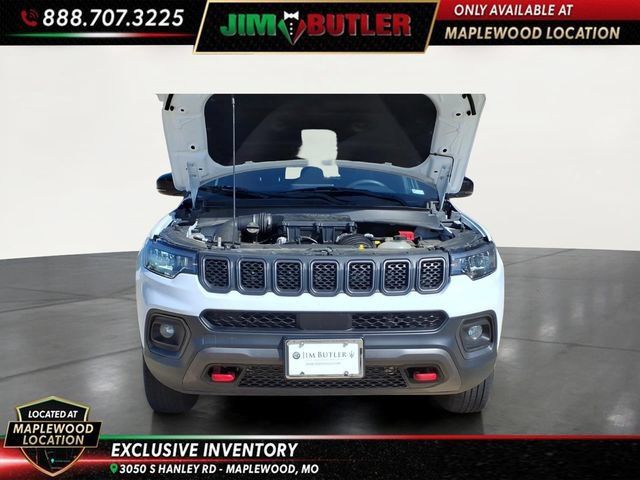 Used 2023 Jeep Compass Trailhawk AWD/4WD image 23