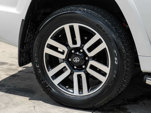 Used 2021 Toyota 4Runner Limited RWD image 59