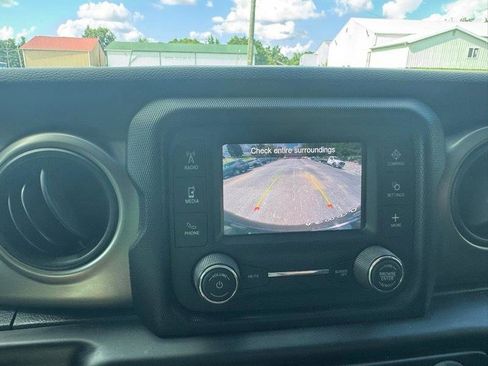 Used 2020 Jeep Wrangler Unlimited Sport AWD/4WD image 21