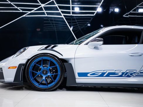 Used 2025 Porsche 911 GT3 RS RWD image 12