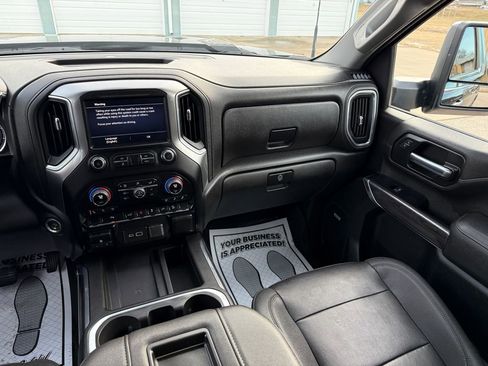 Used 2022 Chevrolet Silverado 2500 LTZ w/ LTZ Plus Package image 27