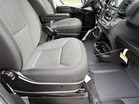 Used 2024 RAM ProMaster 3500 w/ Convenience Group image 12