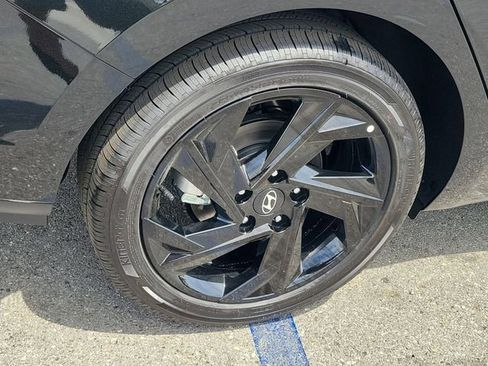 New 2026 Hyundai Elantra Sport FWD image 28