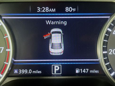 Used 2024 Nissan Sentra SV FWD image 15
