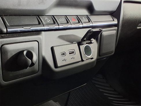 Used 2021 Chevrolet Silverado 1500 Custom Trail Boss image 21