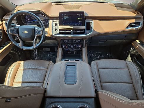 Used 2023 Chevrolet Tahoe High Country AWD/4WD image 19