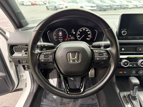 Used 2024 Honda Civic Sport image 16