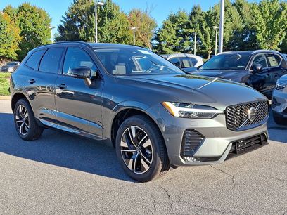 New 2026 Volvo XC60 B5 Plus w/ Protection Package Premier