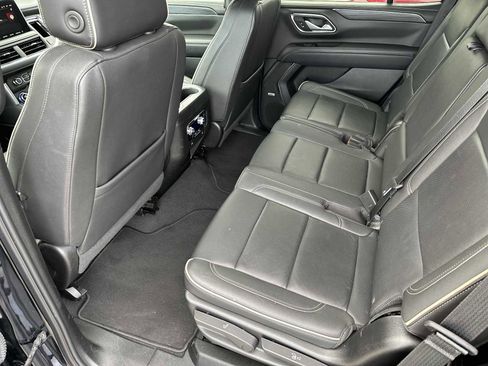 Used 2024 GMC Yukon SLT image 25