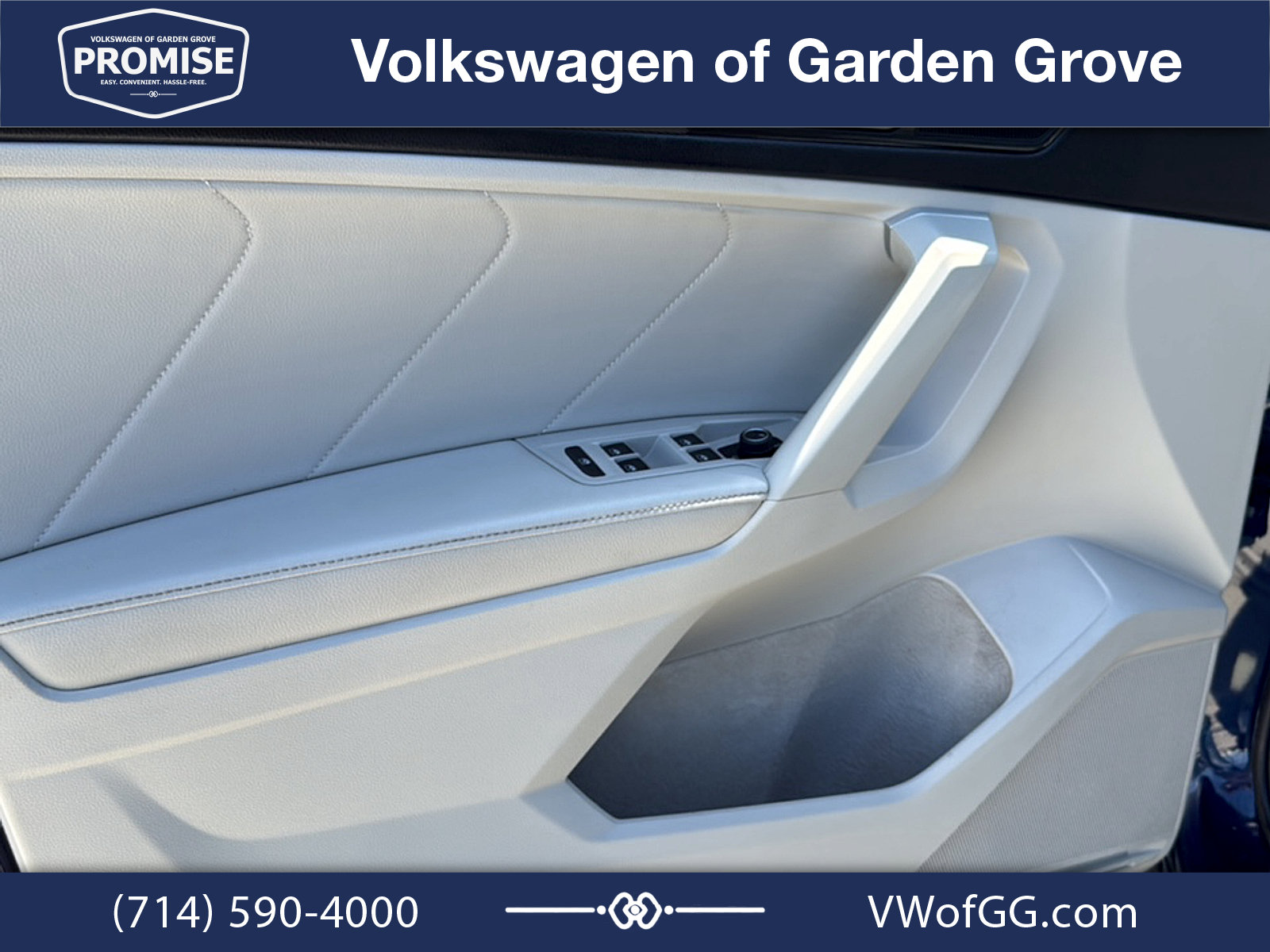 Used 2023 Volkswagen Tiguan SE FWD image 12