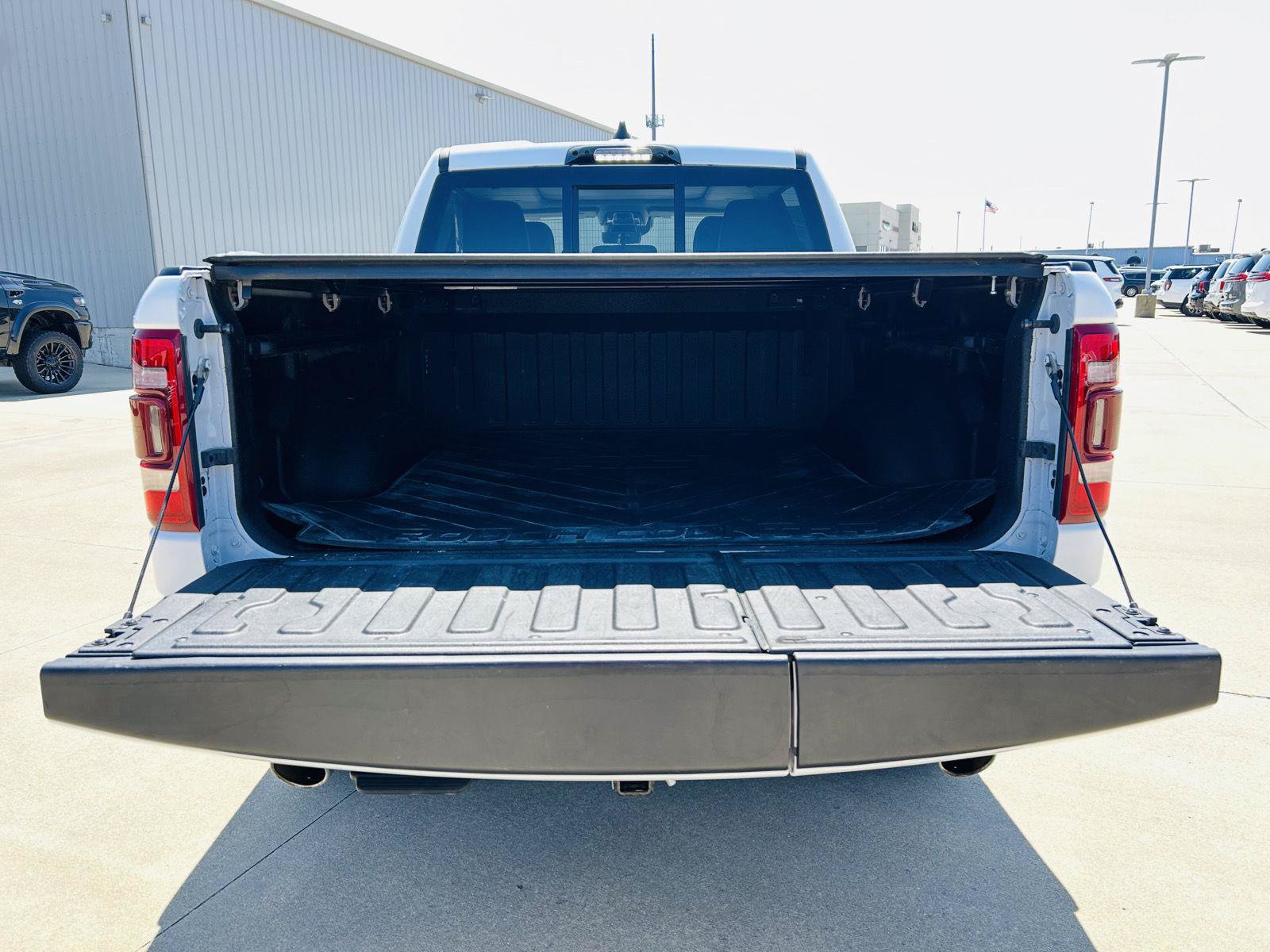 Used 2023 RAM 1500 Limited AWD/4WD image 32