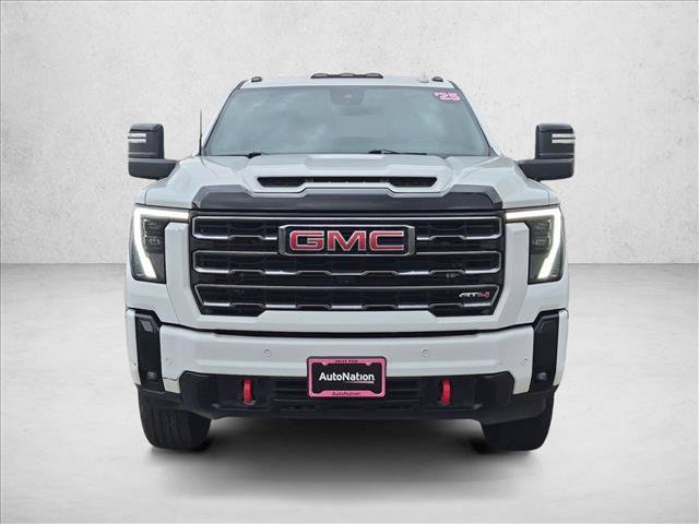 Used 2025 GMC Sierra 2500 AT4 w/ AT4 Premium Plus Package AWD/4WD image 2