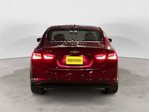 Used 2024 Chevrolet Malibu LT image 4