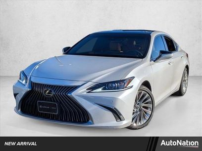 Used 2021 Lexus ES 350 w/ Luxury Package