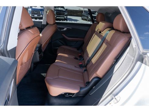 Used 2022 Audi Q8 Premium Plus image 14