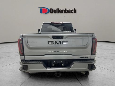 Used 2024 GMC Sierra 2500 AT4 w/ AT4 Premium Plus Package AWD/4WD image 4