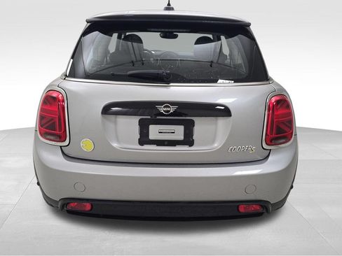 Used 2024 MINI Cooper SE FWD image 8