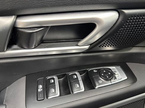 Used 2022 Kia Telluride S FWD image 33
