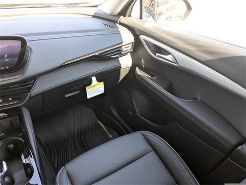 New 2026 Buick Envision Avenir image 17