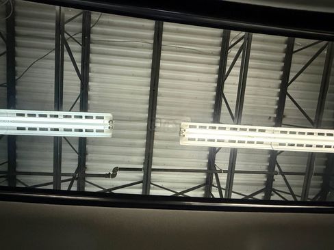 Used 2011 Lexus RX 450h RX 450h Sport Utility 4D w/ Premium Pkg image 36