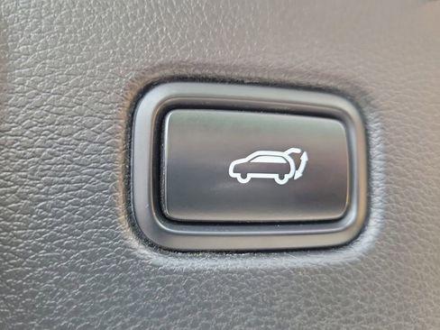 Used 2020 Kia Telluride SX w/ SX Prestige Package AWD/4WD image 12