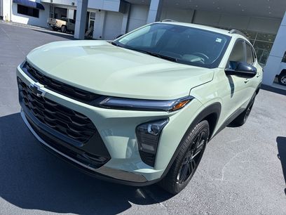 New 2026 Chevrolet Trax ACTIV w/ Sunroof Package