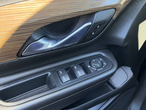 Used 2018 GMC Terrain SLE AWD/4WD image 41