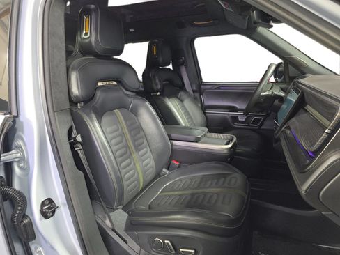 Used 2023 Rivian R1T Adventure AWD/4WD image 13