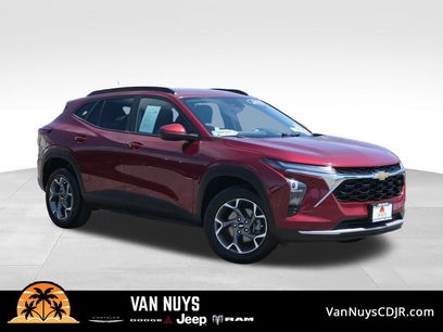 Used 2025 Chevrolet Trax LT