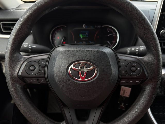 Certified 2025 Toyota RAV4 LE AWD/4WD image 23