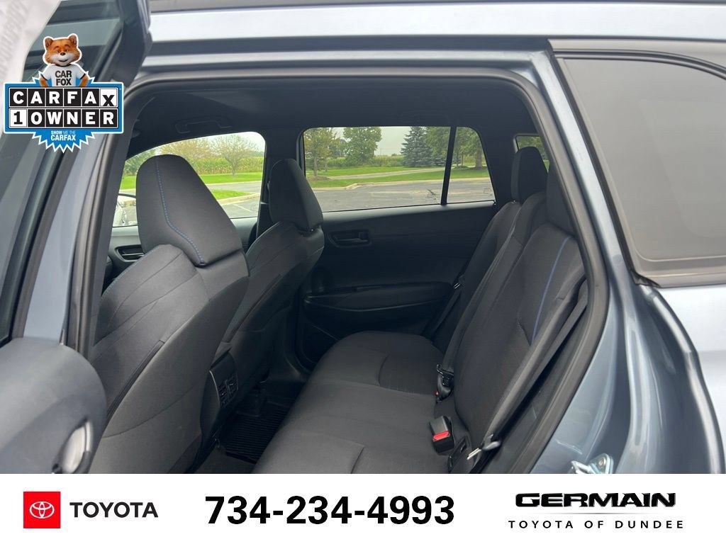 Used 2024 Toyota Corolla Cross AWD Hybrid image 12