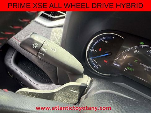 Used 2022 Toyota RAV4 XSE w/ Weather Package AWD/4WD image 31