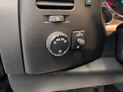 Used 2011 Chevrolet Silverado 1500 LT w/ All-Star Edition AWD/4WD image 15