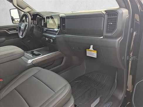 New 2026 GMC Sierra 2500 SLT w/ Texas SLT Premium Package image 18