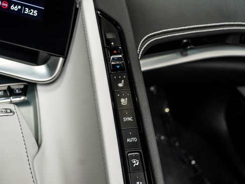 Used 2022 Chevrolet Corvette Stingray image 21