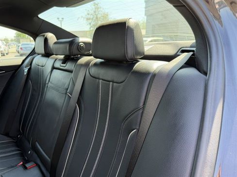 Used 2018 BMW 540i xDrive AWD/4WD image 38