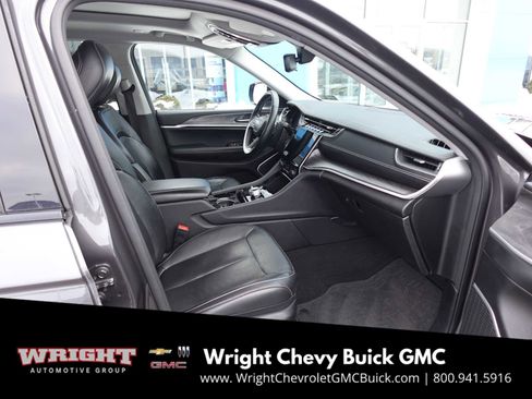 Used 2022 Jeep Grand Cherokee L Limited w/ Trailer Tow Group (B) image 33