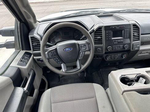 Used 2020 Ford F250 XL w/ Power Equipment Group image 11