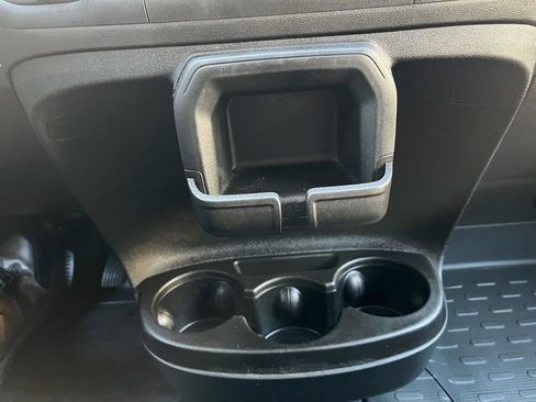 Used 2025 RAM ProMaster 2500 w/ Convenience Group image 22