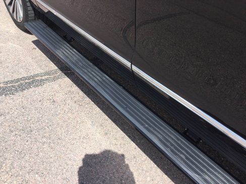 Used 2019 Lincoln Navigator Reserve AWD/4WD image 9