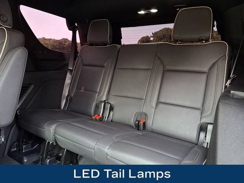 Used 2025 Chevrolet Tahoe Premier AWD/4WD image 21