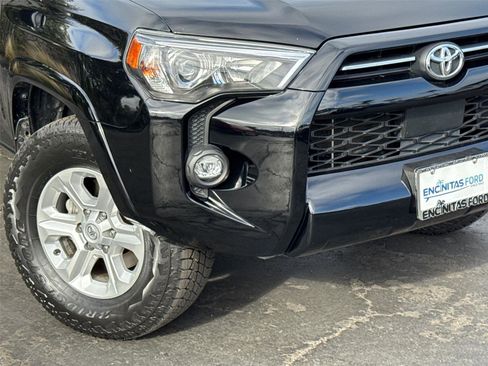 Used 2024 Toyota 4Runner SR5 AWD/4WD image 3