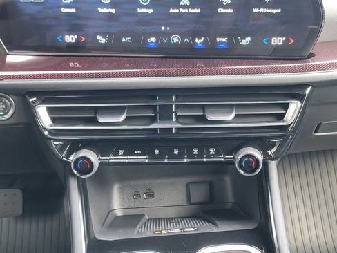 New 2026 Chevrolet Traverse Z71 w/ Enhanced Driving Package image 22