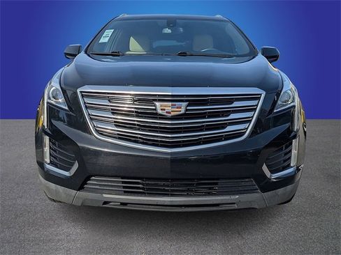 Used 2017 Cadillac XT5 FWD image 8