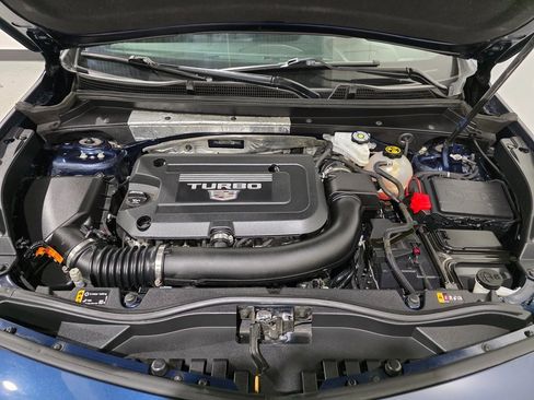 Used 2020 Cadillac XT4 Premium Luxury image 11