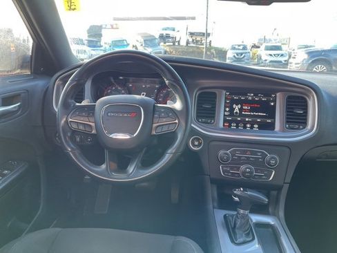 Used 2020 Dodge Charger R/T w/ Blacktop Package image 12