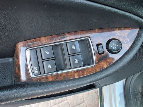 Used 2015 Chevrolet Impala LTZ image 12